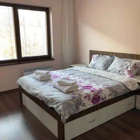 Purple Rose Apartment Valencia Gardens Апартаменты
